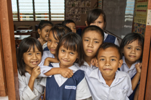 Sarawak / Mujang / Schulkinder